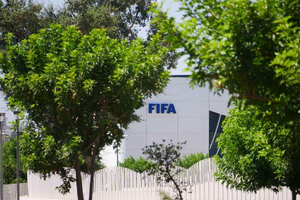 墨阿足协力挺因凡蒂诺，FIFA内部纷争持续升级