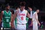 解说：下半场背水一战了 没有赵睿中国男篮的问题太明显了