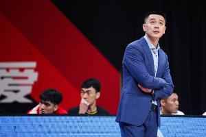 杨鸣:近几年我们人员变化非常大 球队处于近10年来最困难的时期
