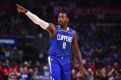 布莱德索和沃尔最后都是和快船不理想分手 且结束了NBA生涯
