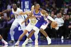 顶级3D雏形？面对沃尔什的防守 CC+小里+马克西+唐斯合计22中2