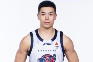 刘毅晒定妆照：总会遇到难题 总能找到答案 第六年 迎难而上?