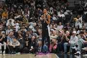 21分钟+21！Skip：如果文班能像今晚带着攻击情绪打球 NBA就完了