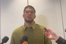 关键三分犯规！布克：裁判说我打詹姆斯手腕是说谎 我回看了的