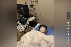 蒋圣龙社媒晒照：陪伴身体六个月的积液 说再见?