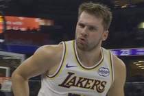 键盘侠|佩林卡赶紧补强给东契奇减负!湖人是真不防守就靠对轰呀