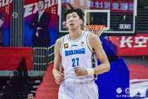 差距大！首节北京20投13中&命中率65% 四川18投5中&命中率27.8%