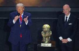 特朗普获FIFA和平奖!博班:荒唐且令人羞愧,FIFA不该是政治组织