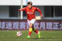 媒体人：蓉城后卫李扬接近加盟海港，双方已经有了深入接触