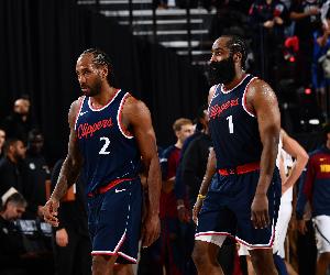 KD：对阵哈登&小卡这种伟大球员很有压力 他们能助快船扭转局面