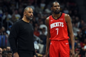 键盘侠|火箭连输弱队是年终大回馈?NBA该调查下乌度卡是否赌球