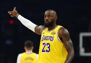 前NBA教练：詹姆斯不再是任何球队第一选择 即便他在奇才都是如此