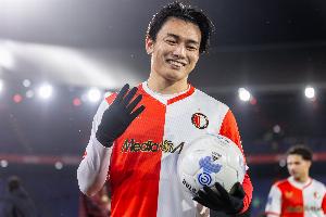 镜报：利物浦不会在1月签下费耶诺德中锋上田绮世