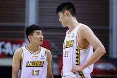 媒体人:本季真正能给广厦带来麻烦的 其实只有完全体北京和宏远