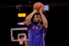 KD：我们整赛季的3分出手是联盟垫底 很满意这两场创造的3分机会