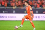 西班牙记者：西乙阿尔瓦赛特询问泰山中卫洛佩斯的情况