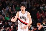 杨瀚森试训时不慢为何到NBA就很慢?美篮球教练:怕犯错所导致的
