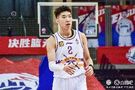 媒体人：北控末节被一路追分 就是玩心跳 幸亏廖三宁最后一击给力