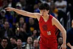 拓媒:杨瀚森只有成为顶级进攻球员才能打NBA 这难度堪比爬珠峰