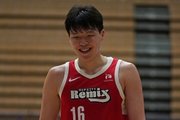 拓媒:没人认为杨瀚森会成约基奇 但其G联赛的表现说明他有天赋