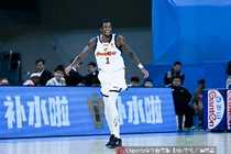 火力凶猛！萨姆纳23分钟19投15中轰下39分6助 罚球9中7