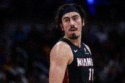 我来带队！哈克斯11中8高效砍20分5板6助 正负值+19全场最高
