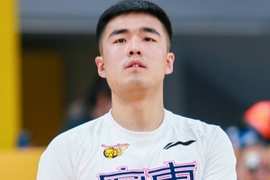 媒体人：广东的防守强度一般 但吉林太铁了 而张文逸把握住了机会