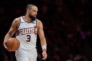 NBA官方：联盟办公室审查后 决定撤销狄龙昨天被判罚的技术犯规