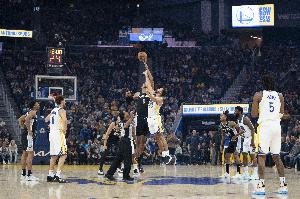 看点十足！NBA官方宣布：2月12日马刺客战勇士 将调整为全美直播