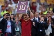 意天空:托蒂准备回归罗马,弗里德金正在和他商谈具体职位