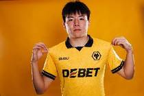 媒体人:规则上说,徐彬现在能踢狼队U21、也能踢巴恩斯利一线队