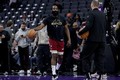 哈登:我和骑士就合练了10分钟&看了看录像 他们都只想赢球