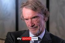 拉爵“英国被移民殖民了”言论遭多方批评,英国首相:他应该道歉