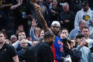 追梦:一边说NBA太软 一边又说该严惩斯图尔特 别左右横跳好吗?