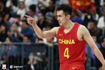 媒体人：都说继伟打国家队没有代表作 从今以后就有了 ！