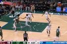 今天射手准！AJ·格林底角大空位三分再中 雄鹿一波9-0反超骑士