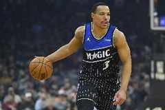 NBA官方：贝恩在战胜湖人后将比赛用球扔向观众席 罚款25000美元