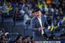 媒体人：在比谁更坑上深圳更胜一筹 望两队别固步自封&追求高一点