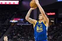 低配版巴特勒？桑托斯12中7砍下20分7板7助2断 也出现5失误