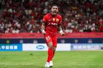 赵鹏：海港0-1落后就换下莱昂纳多等外援，这不是交枪了嘛