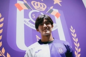 日本1米91高中锋后藤启介:日本哈兰德?不,我的榜样是凯恩