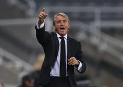 记者：若马拉戈担任意足协主席将聘请曼奇尼，孔蒂也是新帅候选