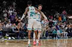 双星！拉梅洛·鲍尔15中6拿18分6板9助 布兰登·米勒17中9得22分