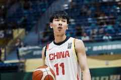 伊利诺伊大学主教练谈此前招募张博源:不会招募无法做贡献的球员