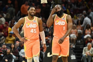 NBA彩经 :灰熊顽强应战力拼骑士 魔术掀翻活塞 掘金击退开拓者