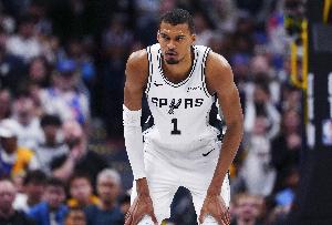 名记晒投票详情:文班亚马MVP+DPOY+一阵+一防 弗拉格最佳新秀