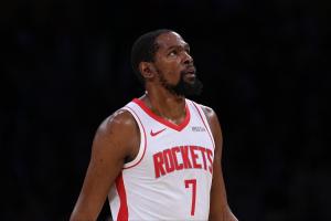 添新伤!杜兰特因右膝髌腱深度挫伤缺席G1&G2复出 如今左脚踝扭伤