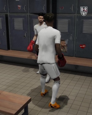 太损?GTA版皇马更衣室：球员打架阿韦洛亚装鸵鸟，穆帅进场1vN